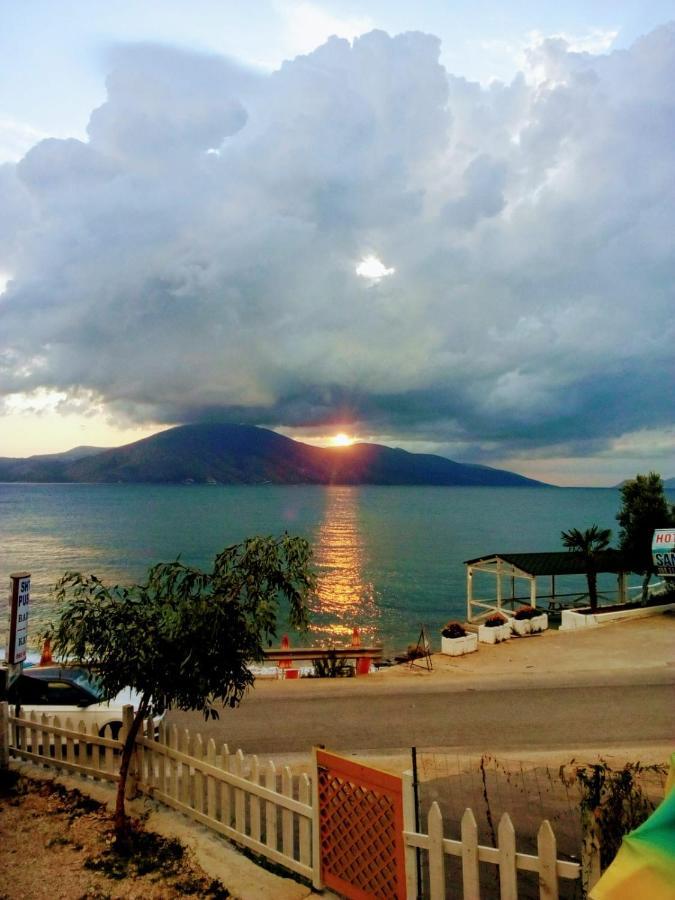 Ramo'S Cozy Beachside Haven With Panoramic Views - 2Nd Vlorë 外观 照片
